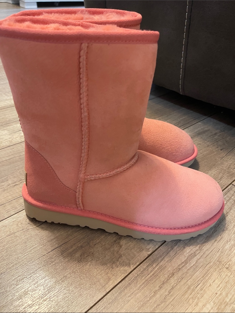 Classic  UGG Cozy Shearling Winter Boots - Pink